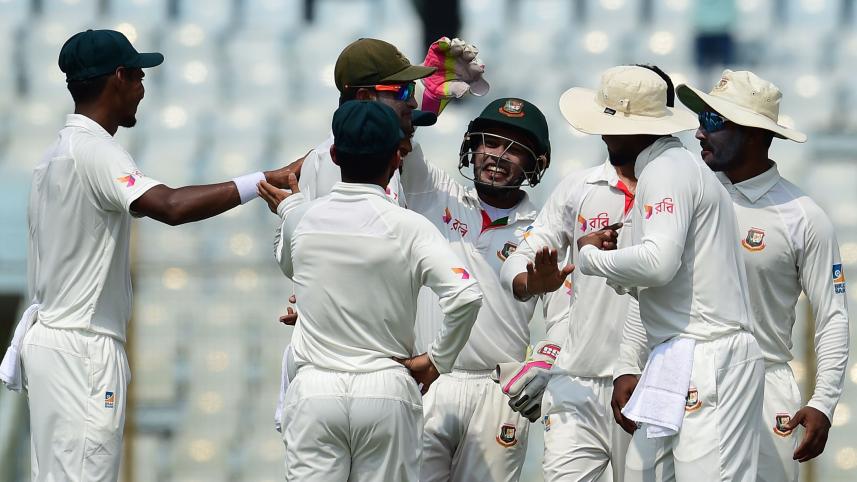 BD_Handscomb wicke.jpg