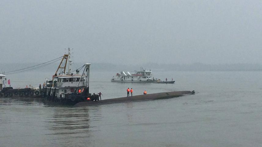 China-ship-capsize.jpg
