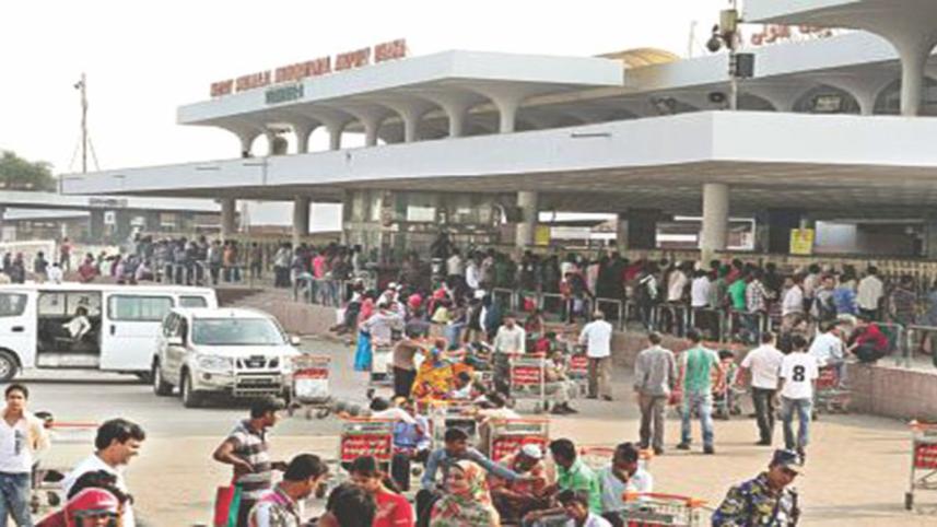 200 Bangladeshi workers deported by Saudi Arabia