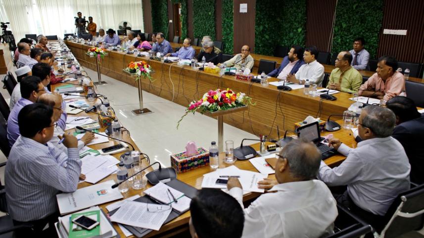ec with media.jpg