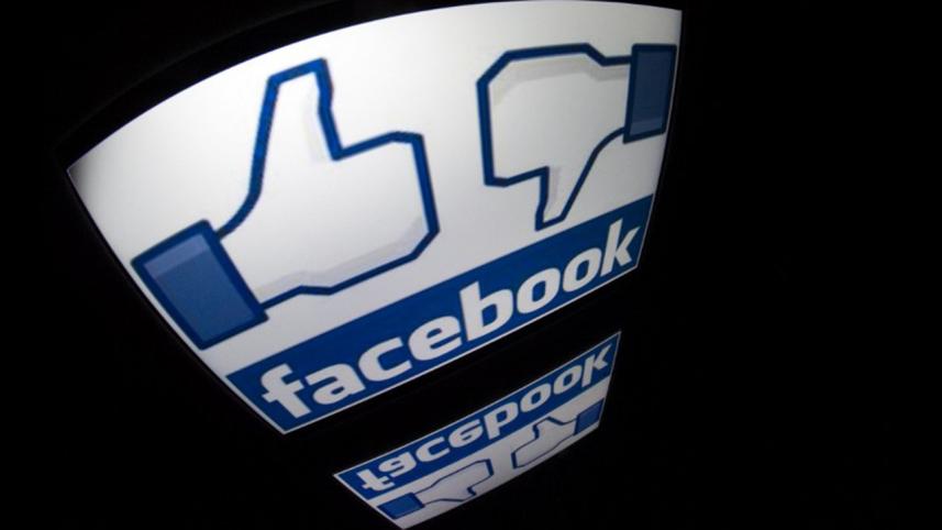 facebook--1WB.jpg