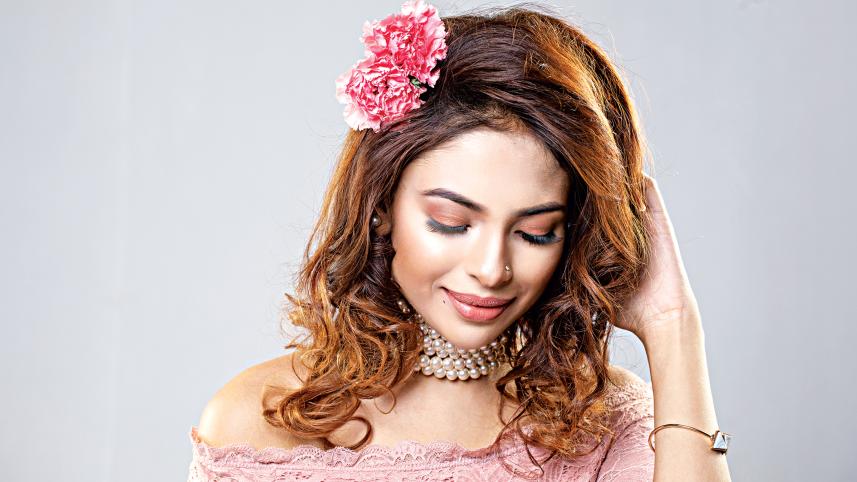 Flower-hair1.jpg