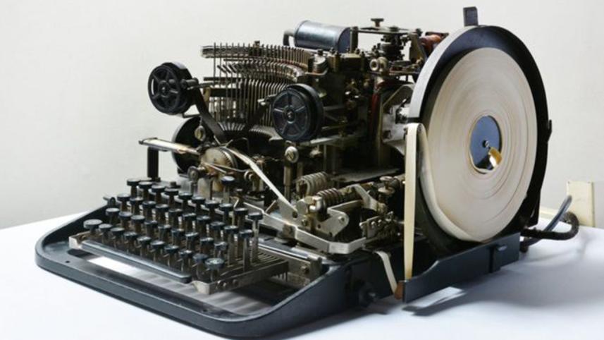 German-computer-1WB.jpg