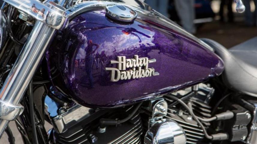 Harley-Davidson Inc (HOG.N),pay,a $12 million, civil fine,illegal,motorcycles,emit,pollution, the US Justice Department,increase,emissions,hydrocarbons,nitrogen oxides,EPA,US