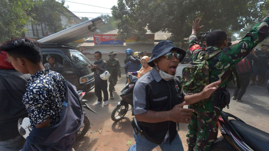 indonesia quake rattle.jpg