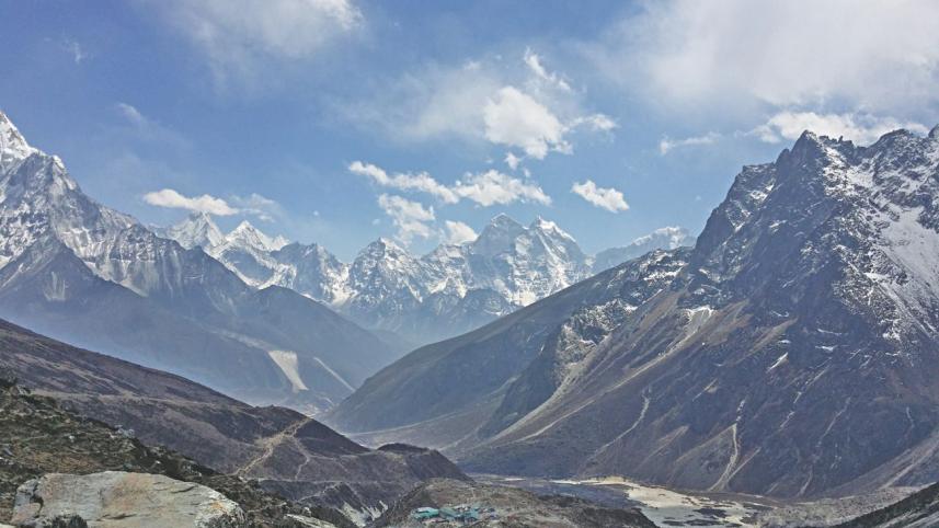 Into the Khumbu Valley
