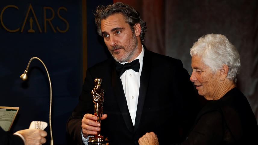 Oscar award 2020 winner best actor Joaquin Phoenix