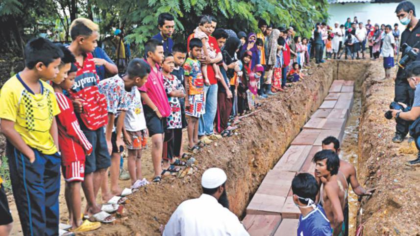 mass_grave_thailand_2.jpg