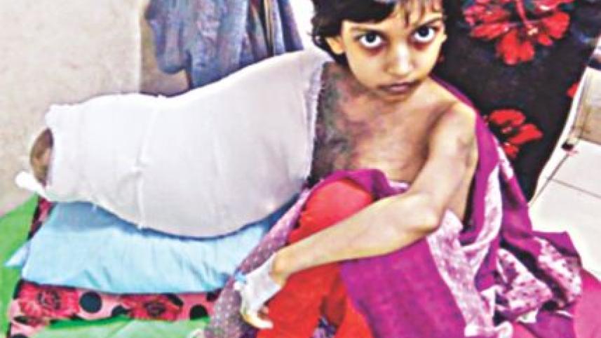 mukta moni.jpg