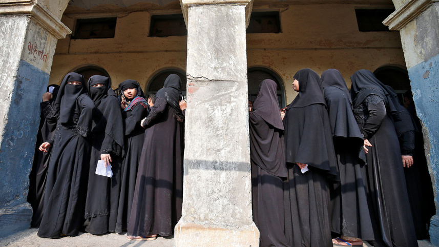 Muslim women.jpg