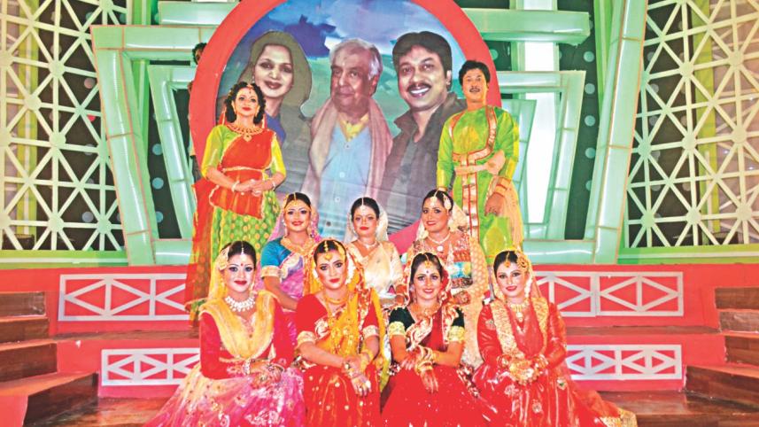 Nupur Beje Jaye