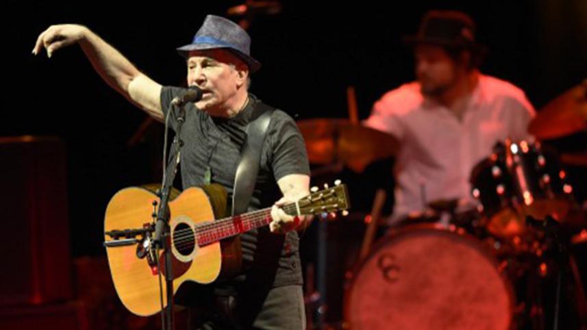 Paul-Simon-WB.jpg