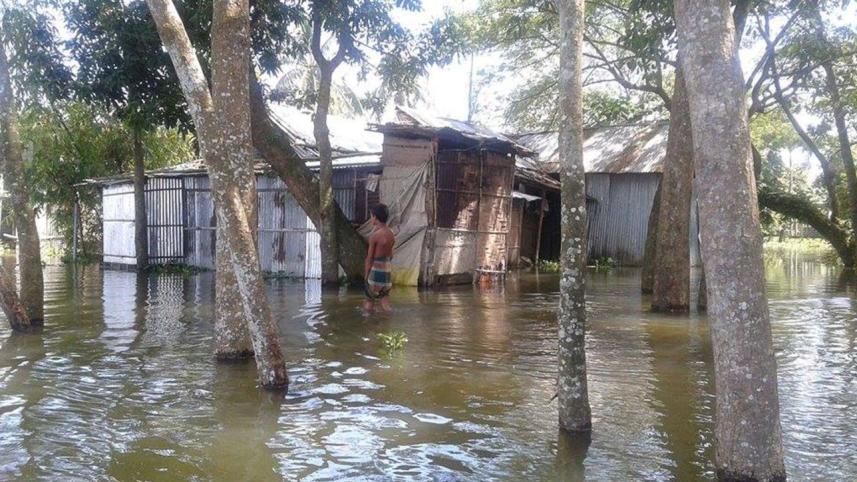 people marooned.jpg