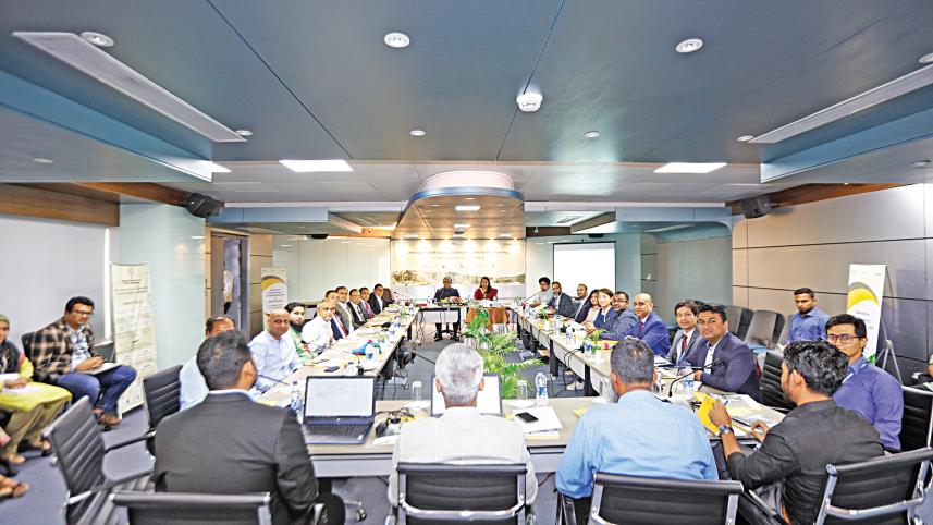 round table .jpg