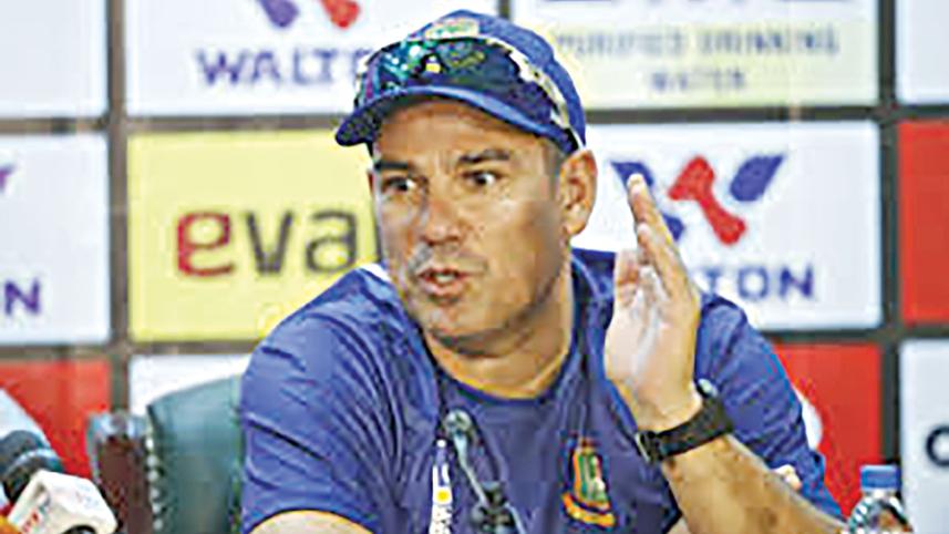Russell-Domingo.jpg
