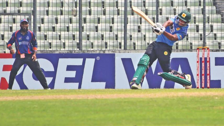 Mash back in business as Abahani outshine Brothers 