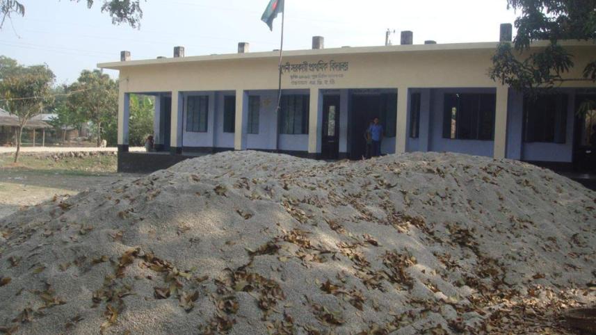 Sand and stones.jpg