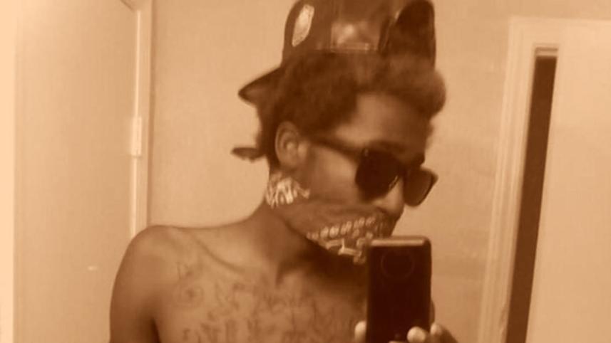 selfie-teen3-wb.jpg