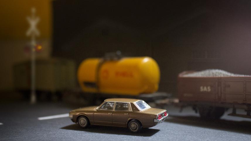 Shift - diorama - HO gauge Crown - E R Ronny.jpg