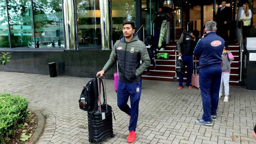 Soumya Sarkar checks before leaving for Taunton