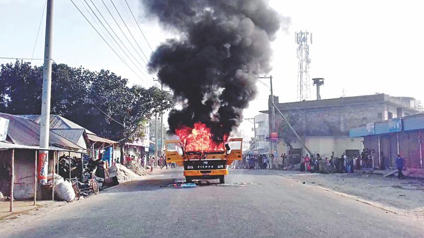 Road crashes kill six in 5 districts   