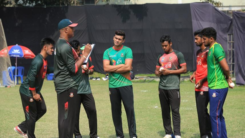 Courtney Walsh
