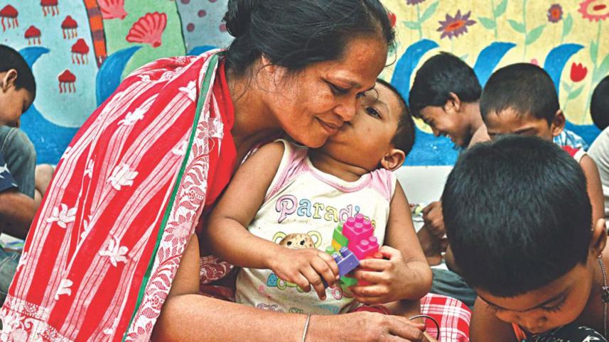 working-mothers.jpg