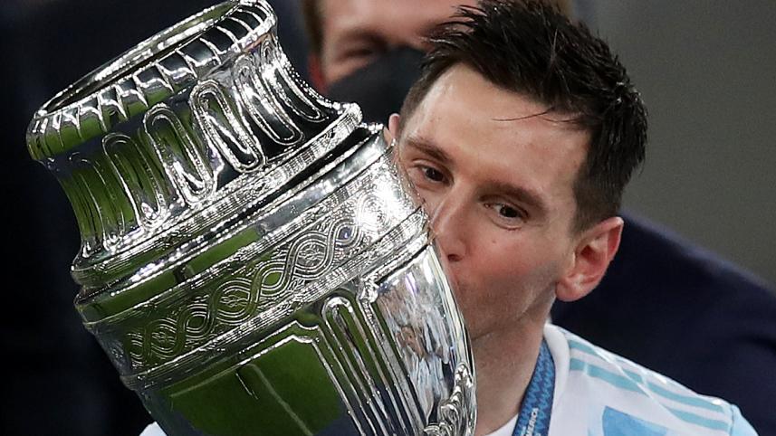 messi_breaks.jpg