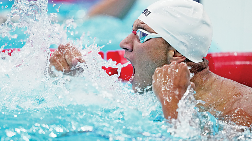 swimming.jpg