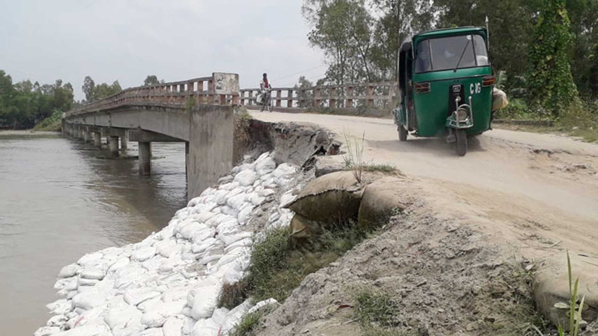bridge-dhaleswari-erosion-approach-road.jpg