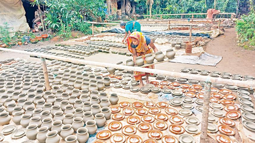 various-pottery-items.jpg