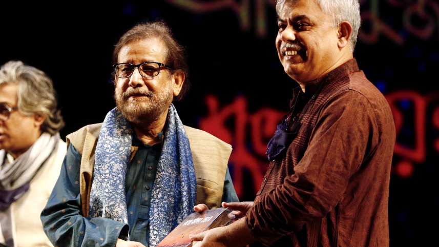 anisul_haque_rokte_aaka_bhor.jpg