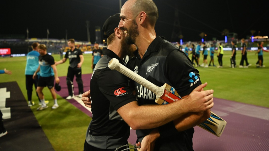 nz_hug_.jpg