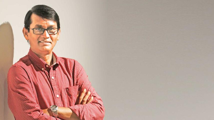 azizul-hakim.jpg