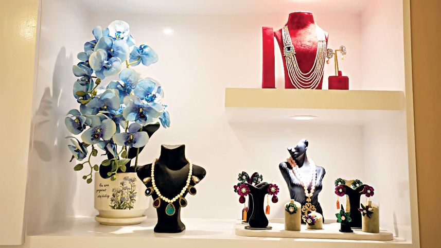 jewels7.jpg