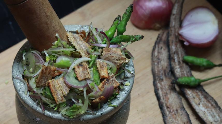 dryfish_salad_1.jpg