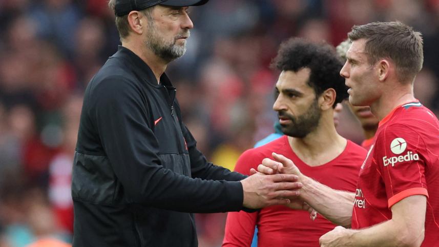 klopp_with_players.jpg