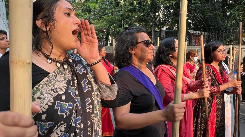 A performance art consisting of 70 women from all backgrounds took place at Shilpakala Academy to protest violence against women in Bangladesh and across the world.