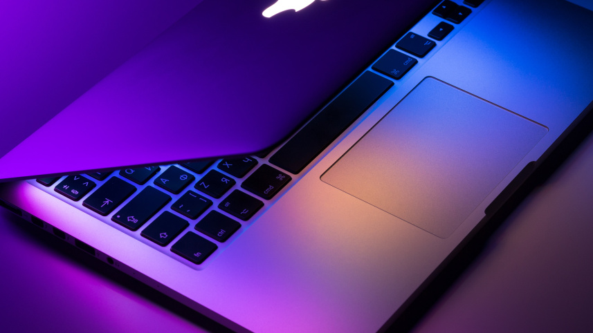 MacBook Pro delay