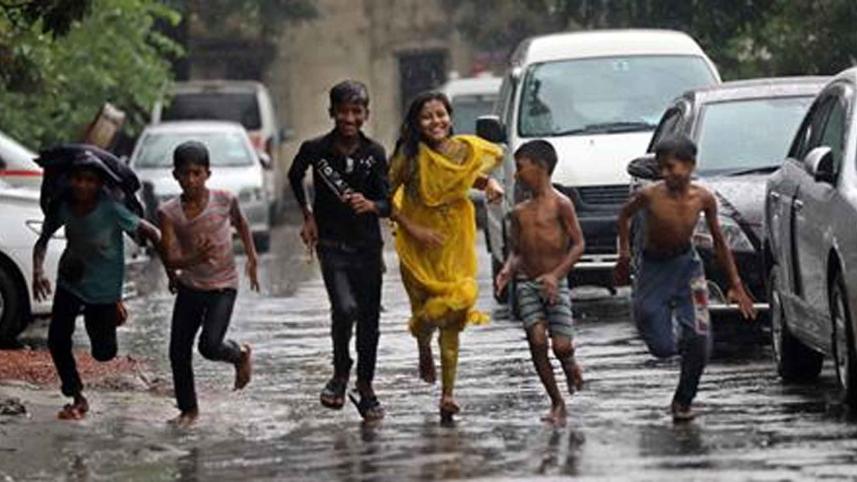 Rain in Dhaka city