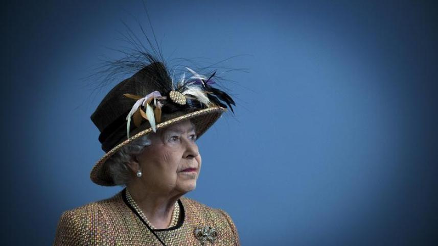 Queen Elizabeth Dead