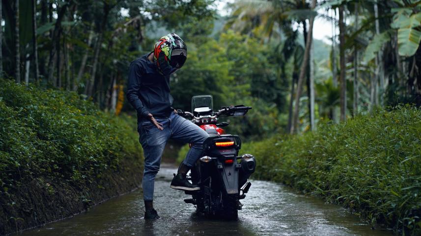 Post-rain bike maintenance