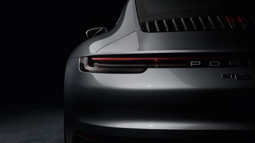 5 facts that you probably didn’t know about the luxurious Porsche 