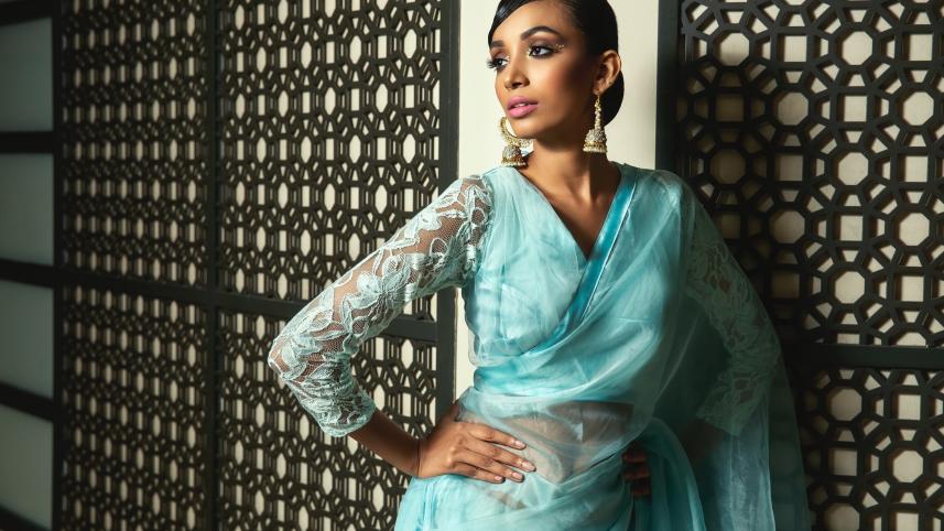 Stylish blouses: Full sleeve design ideas