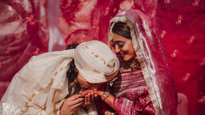 Mastering the art of storytelling in wedding photography