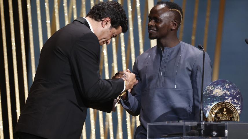 mane1.jpg