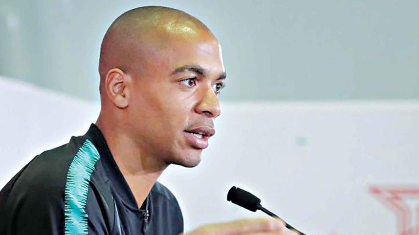 joao-mario-no-cap.jpg