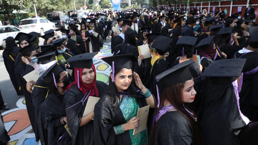 DU in festive 53rd convocation
