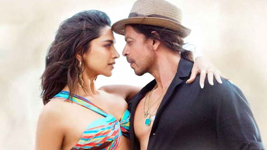 SRK and Deepika Besharam Rang vulgar