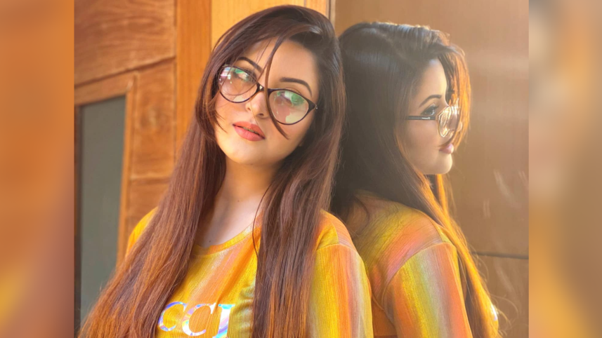 'Cholo Bodley Jai', says Pori Moni